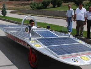 Güneş Enerjisi İle Çalışan Araba