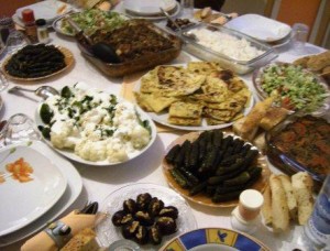 2134-sofra Ramazanda Neler Tüketmeli-Tüketmemeliyiz?
