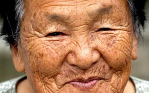 5112_yasli_japon
