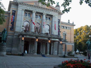 5342_devlet-tiyatrosu-oslo-norvec