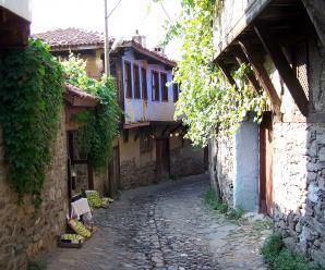 Bir Osmanlı Köyü; Cumalı Kızık