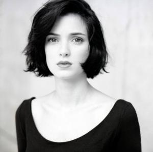 WINONA_RYDER-640x637
