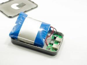 8368_450-488502144-swollen-mobile-battery