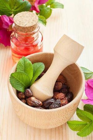 8511_benefits-rose-hip-oil
