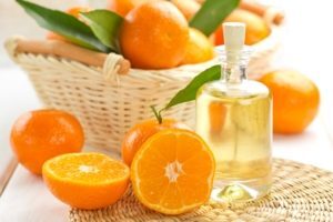 8512_300-22726958-tangerine-essential-oil