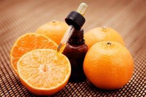 8512_450-17370658-orange-essential-oil
