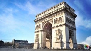 Paris'te Bulunan Tarihi; "Zafer Takı"