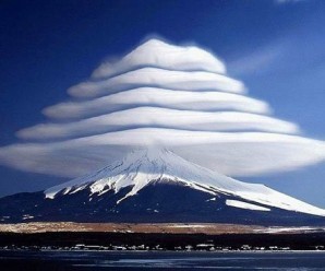 Japonya'nın Ulusal Simgesi; "Fuji Dağı"