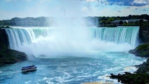 Bir Doğa Harikası; "Niagara Şelalesi"