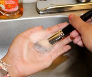 Makyaj Fırçaları Ne Sıklıkla Temizlenmelidir ve Temizliği Nasıl Yapılmalıdır?