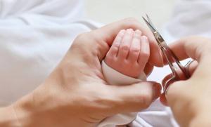 Yeni Doğan Bebek Bakımı Nasıl Olmalıdır ?