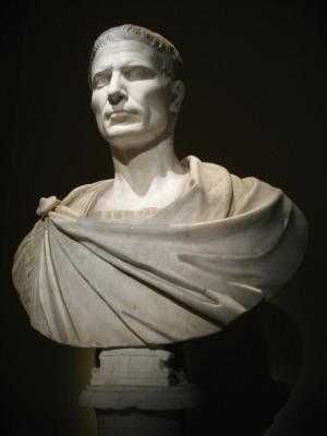 Julius Caesar Kimdir?