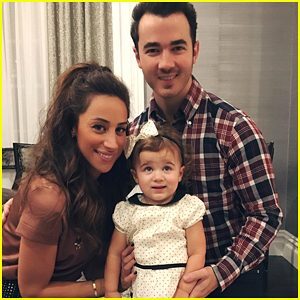 Kevin Jonas Kimdir?