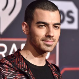 Joe Jonas Kimdir?