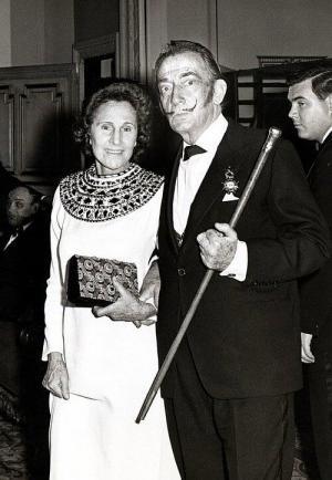 Salvador Dali Kimdir?