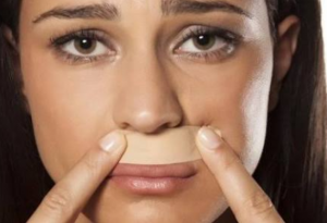Erkekler ve Kadınlarda Aşırı Tüylenme Nedir? Tedavi Yöntemleri Nelerdir ?