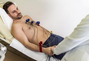 EKG Nedir? Neden ve Nasıl Çekilir?