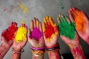 Holi Nedir ve Neden Kutlanır?