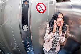 Klostrofobi Nedir? Nasıl Tedavi Edilir?