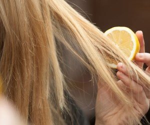 Karbonat, Bal, Zeytinyağı ve Limon ile Saç Rengini Açma