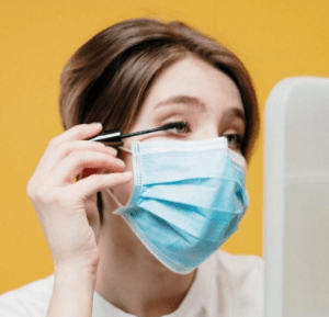 Maske Aknesi (Maskne) Nedir, Nasıl Önlenir ve Tedavi Edilir?