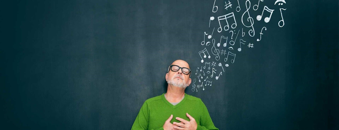 Sevilen Şarkıları Tekrar Tekrar Dinlemek Demans Hastalarına Faydalı Olabilir