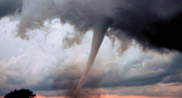 Hortum (Tornado) Çeşitleri, Hortumlarla İlgili Gerçekler, Rüzgâr ve Ateş Girdapları