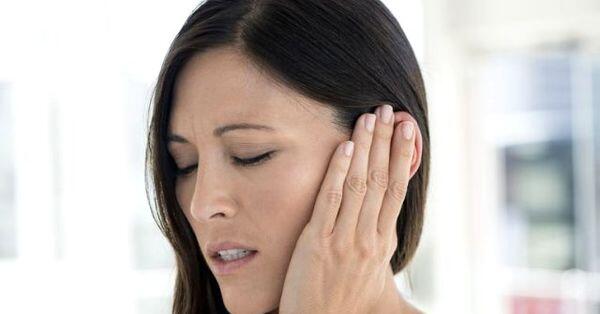 Kulaklar Neden Tıkanır? Serumen Sıkışması Nedir? Tıkanmış Kulaklar Nasıl Temizlenir?