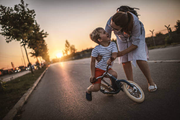 Çocuklara Bisiklet Sürmeyi Öğretirken Nelere Dikkat Edilmelidir?