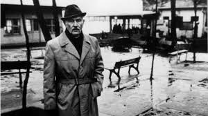 Oktay Rıfat Kimdir? Hayatı, Eserleri ve Edebi Kişiliği