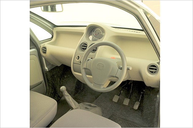 2008-tata-nano-12.jpg